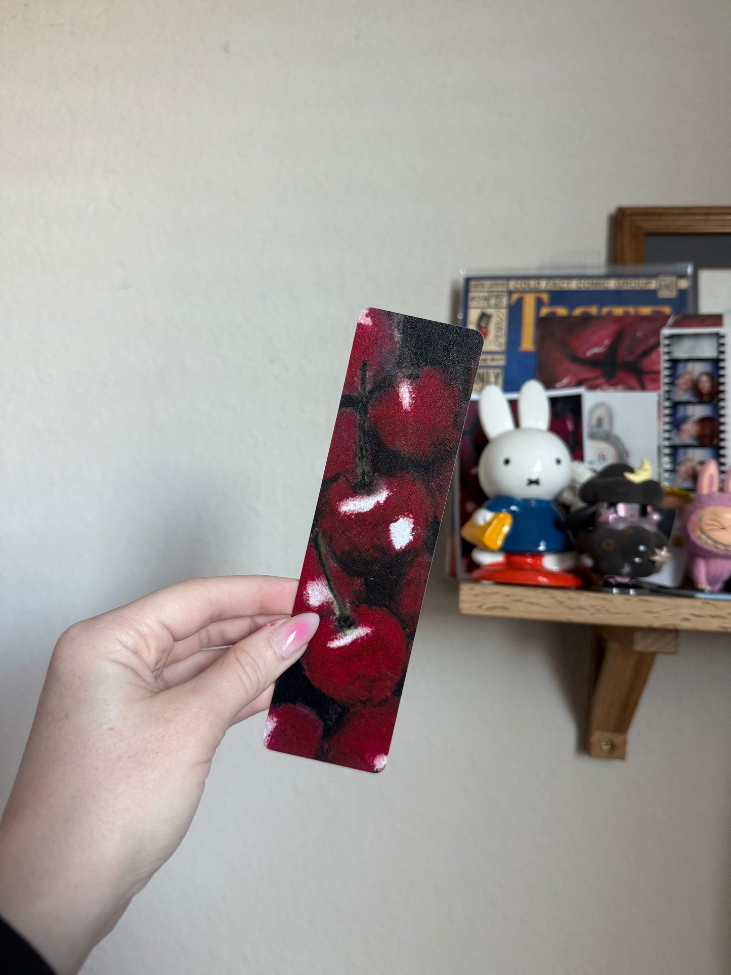 Cherry Bookmark ๐