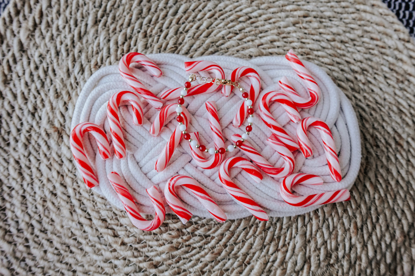 Candy Cane Bracelet π¬π
