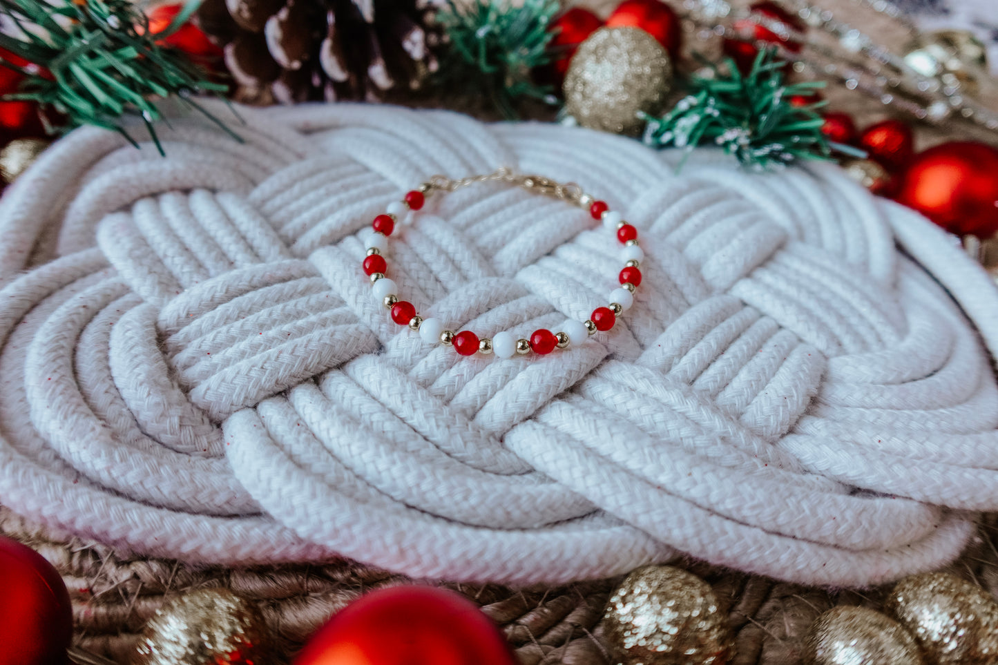 Candy Cane Bracelet π¬π