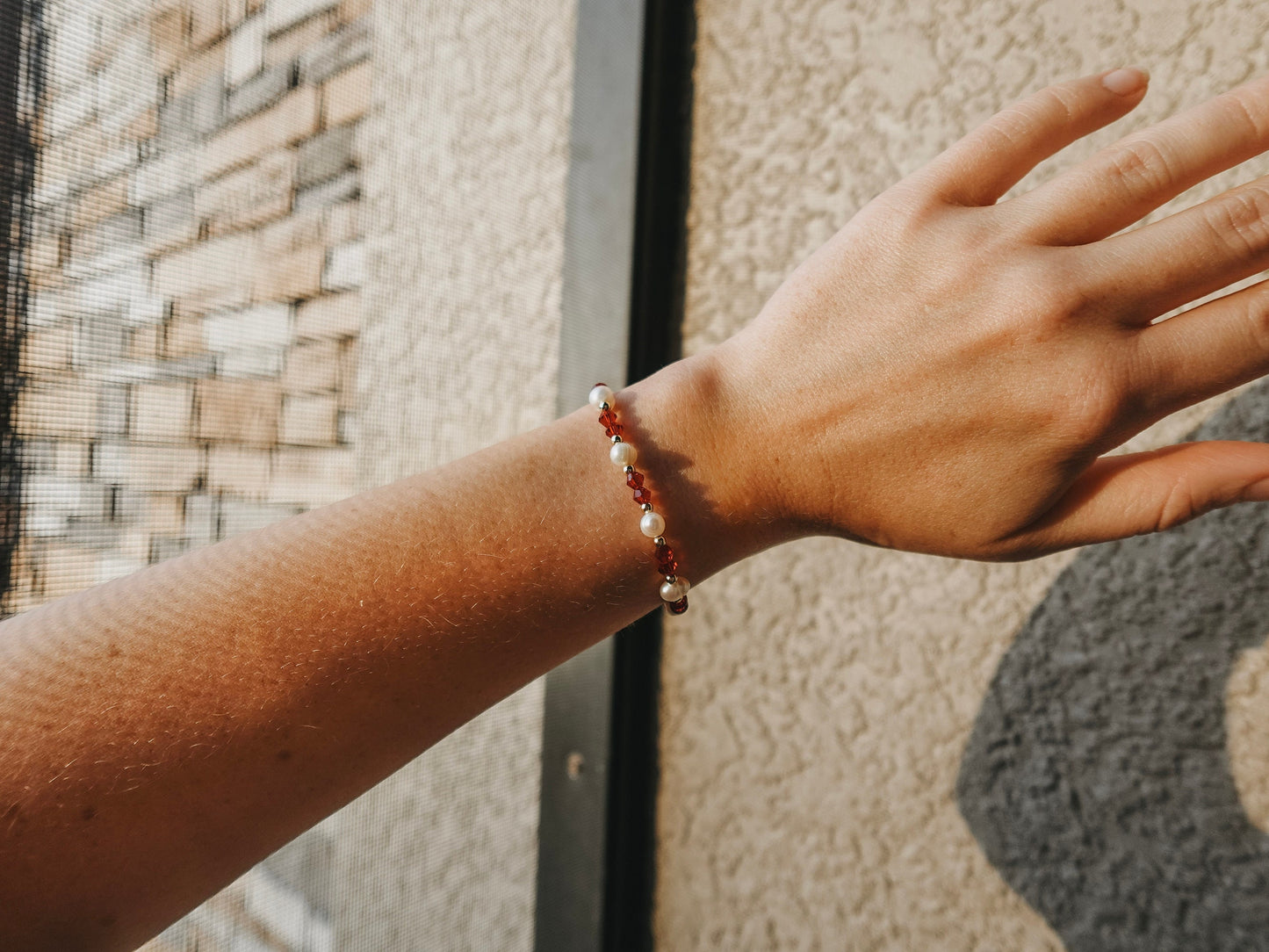 Freshwater Pearl and Red Beaded Bracelet