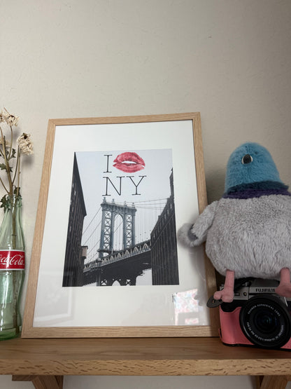 Large Framed I 💋 NY Print