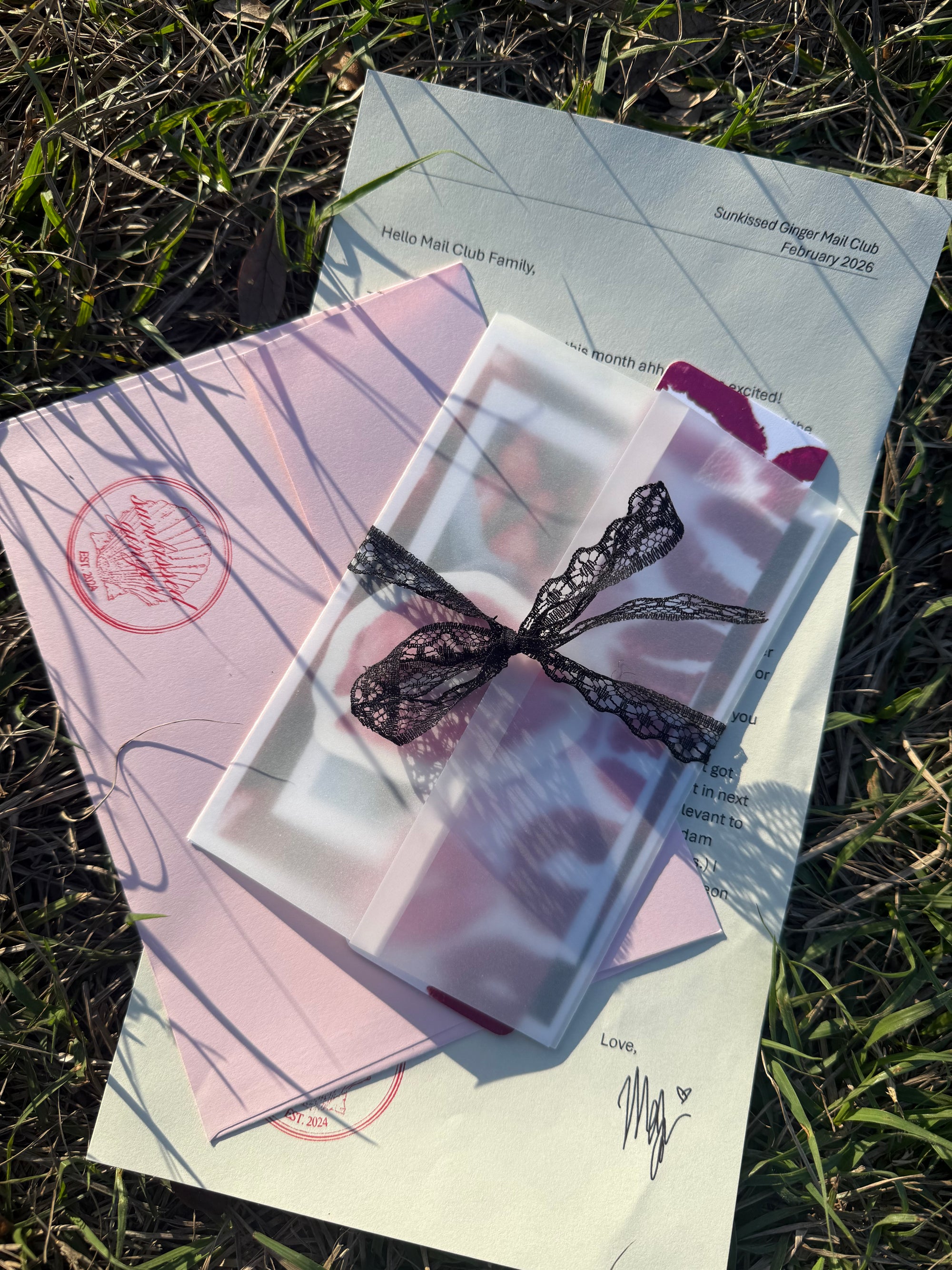 Sign up for my art snail mail club 💌