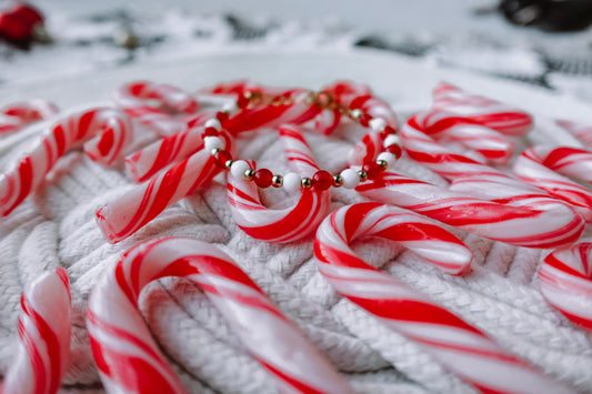 Candy Cane Bracelet 🍬🎄