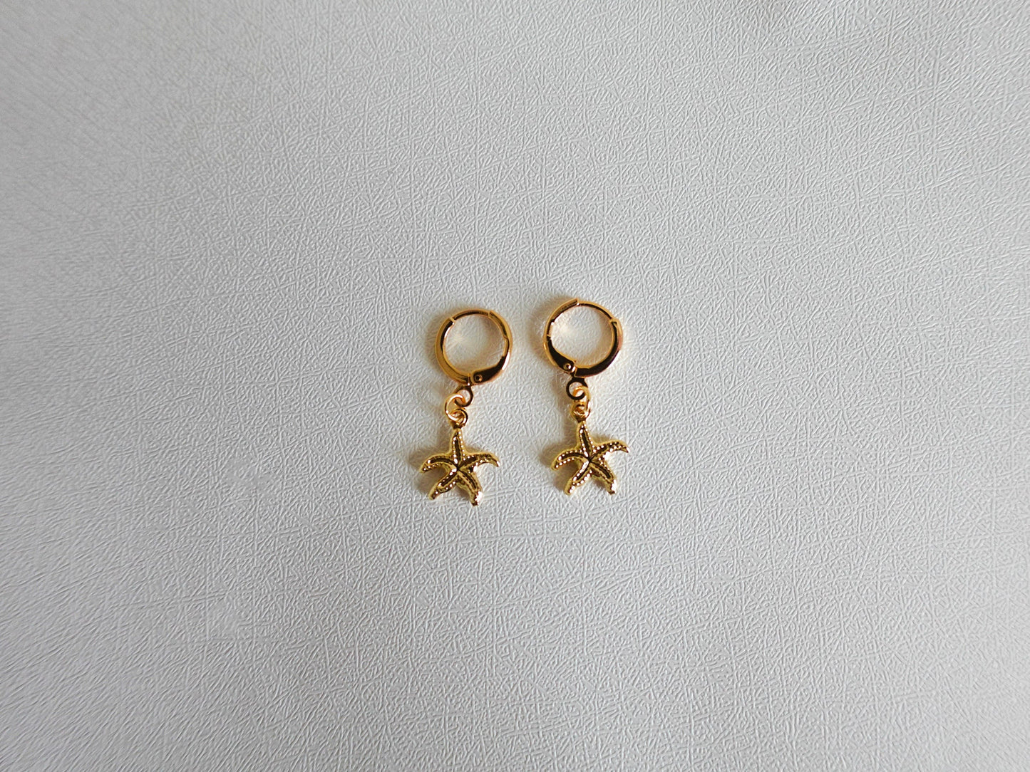 18k Gold Starfish Earrings