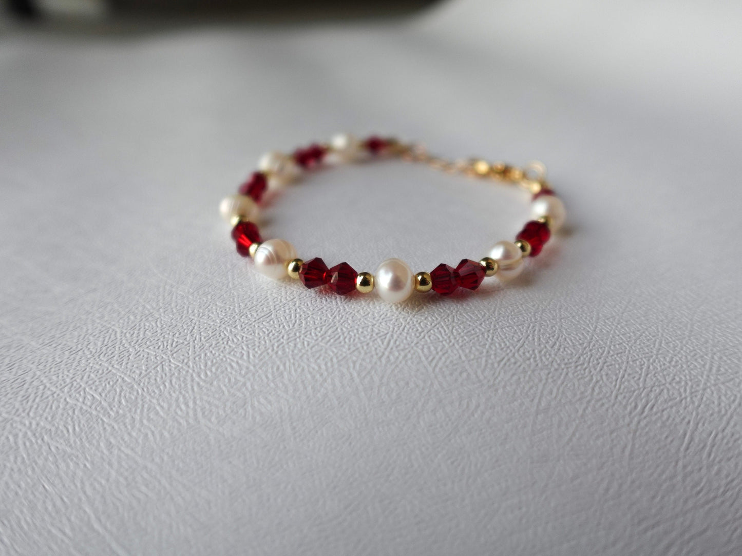 Freshwater Pearl and Red Beaded Bracelet